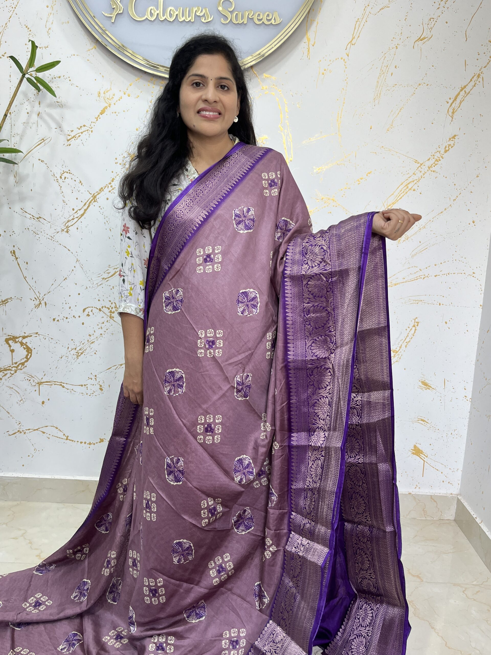 Lavender–Purple Soft Silk Saree with Dual-Tone Body & Intricate Zari Pallu - Image 2