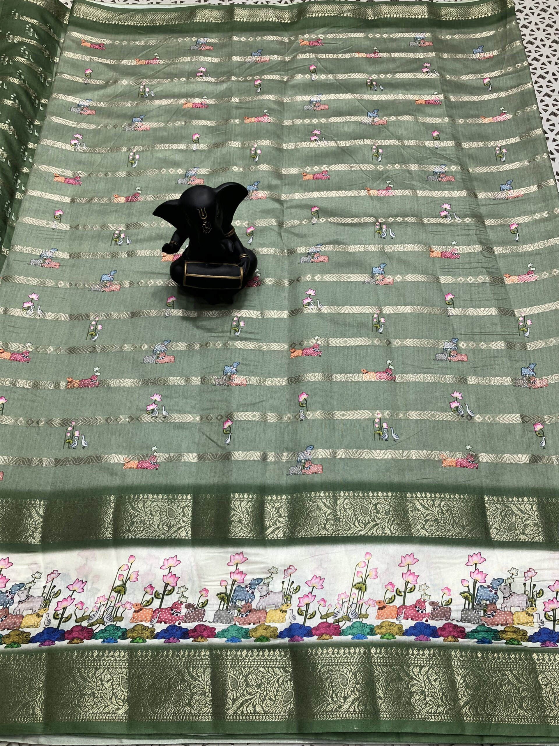 Kanchi Border Organza Saree With Pichwai Design