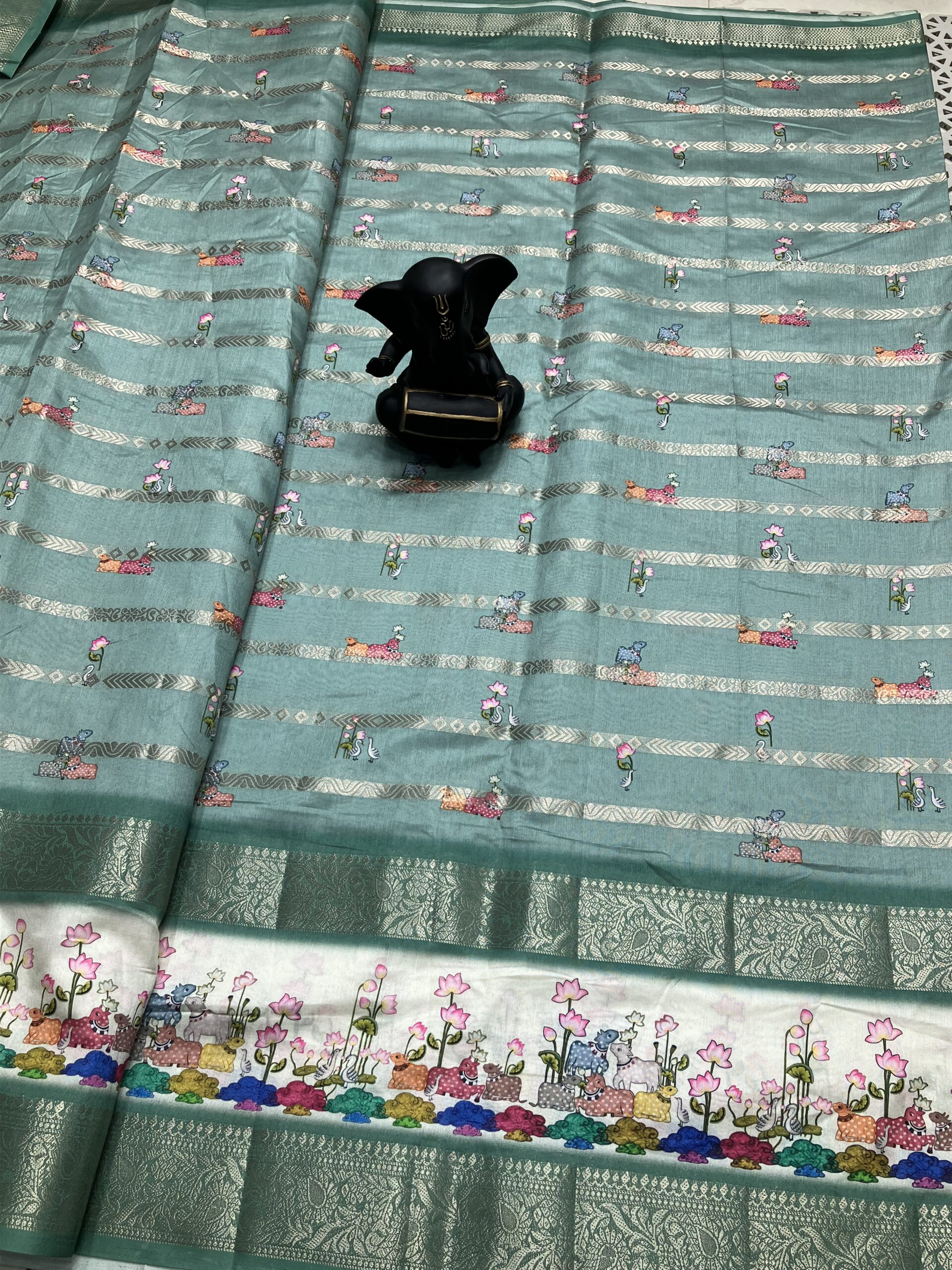 Kanchi Border Organza Saree With Pichwai Design